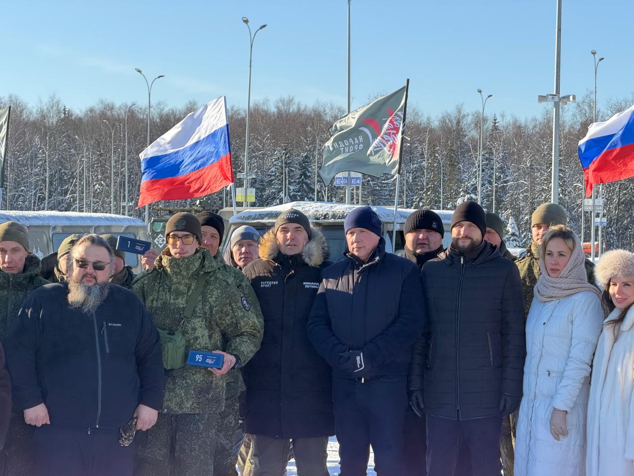 Передача техники военнослужащим в парке «Патриот»: фоторепортаж